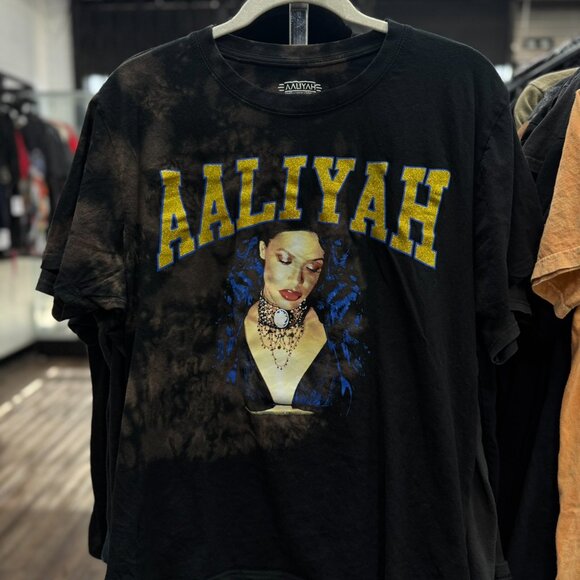 Vintage Aaliyah Mineral Wash T-Shirt Size Large | Y2K R&B Graphic Tee 90s Style - Picture 3 of 7